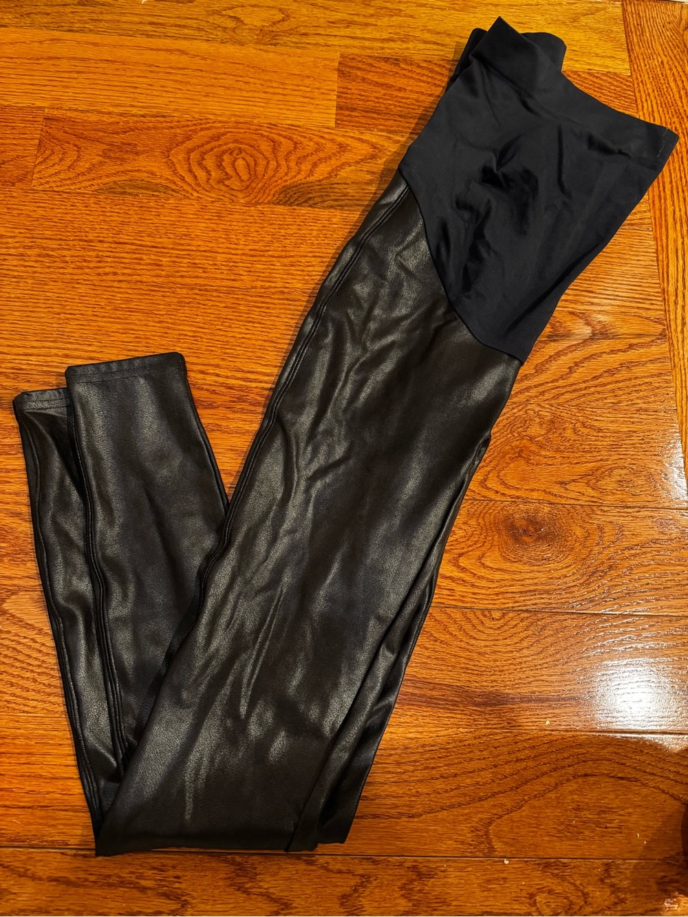 Spanx Mama Faux Leather Leggings - Medium Maternity - Picture 5 of 8